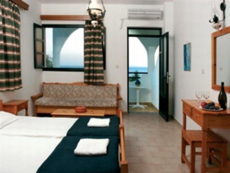 Karpathios Aparthotel 2*